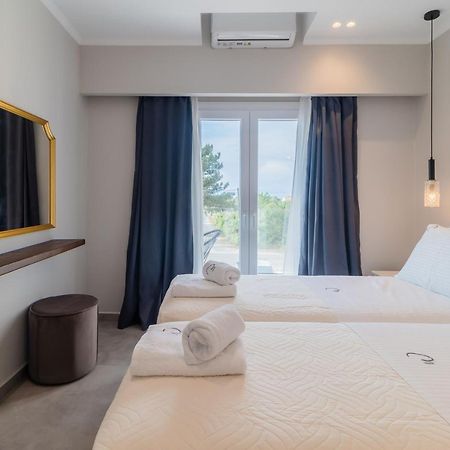 Melena Premium Suites Roda  Esterno foto