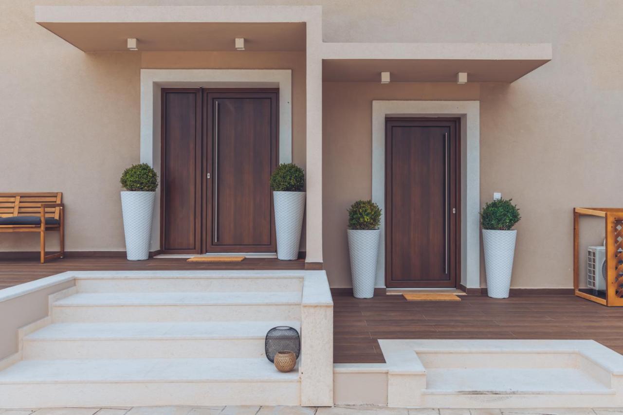Melena Premium Suites Roda  Esterno foto