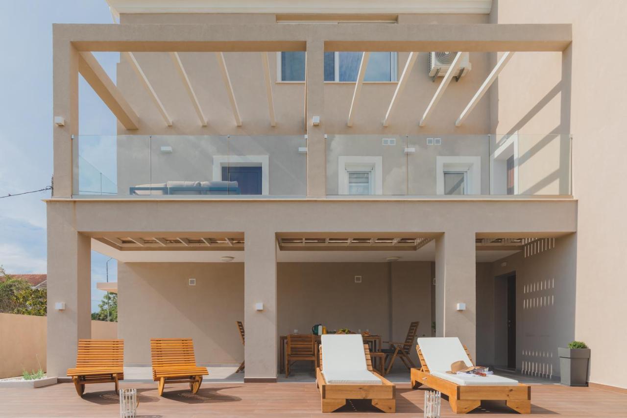 Melena Premium Suites Roda  Esterno foto