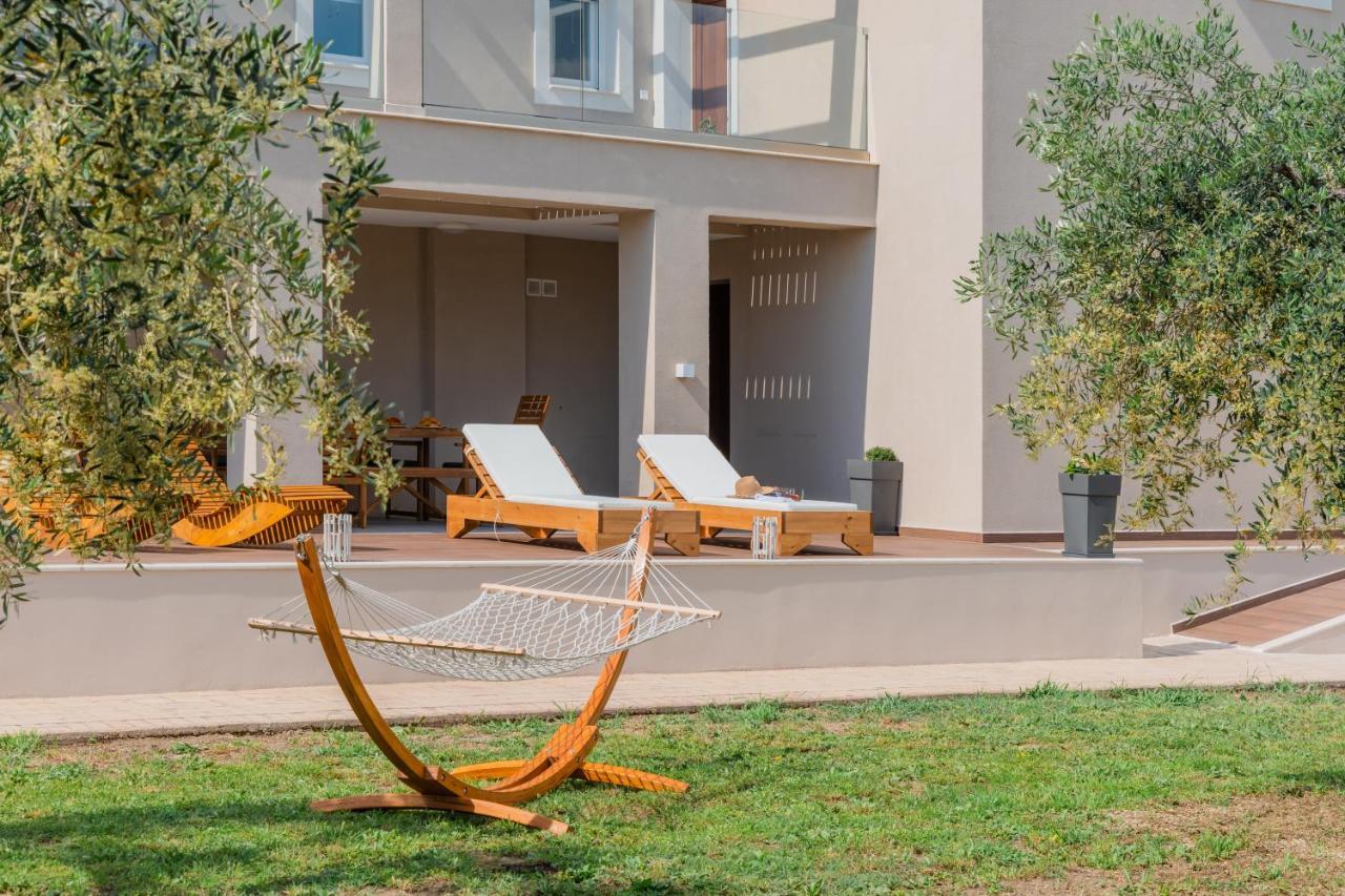 Melena Premium Suites Roda  Esterno foto