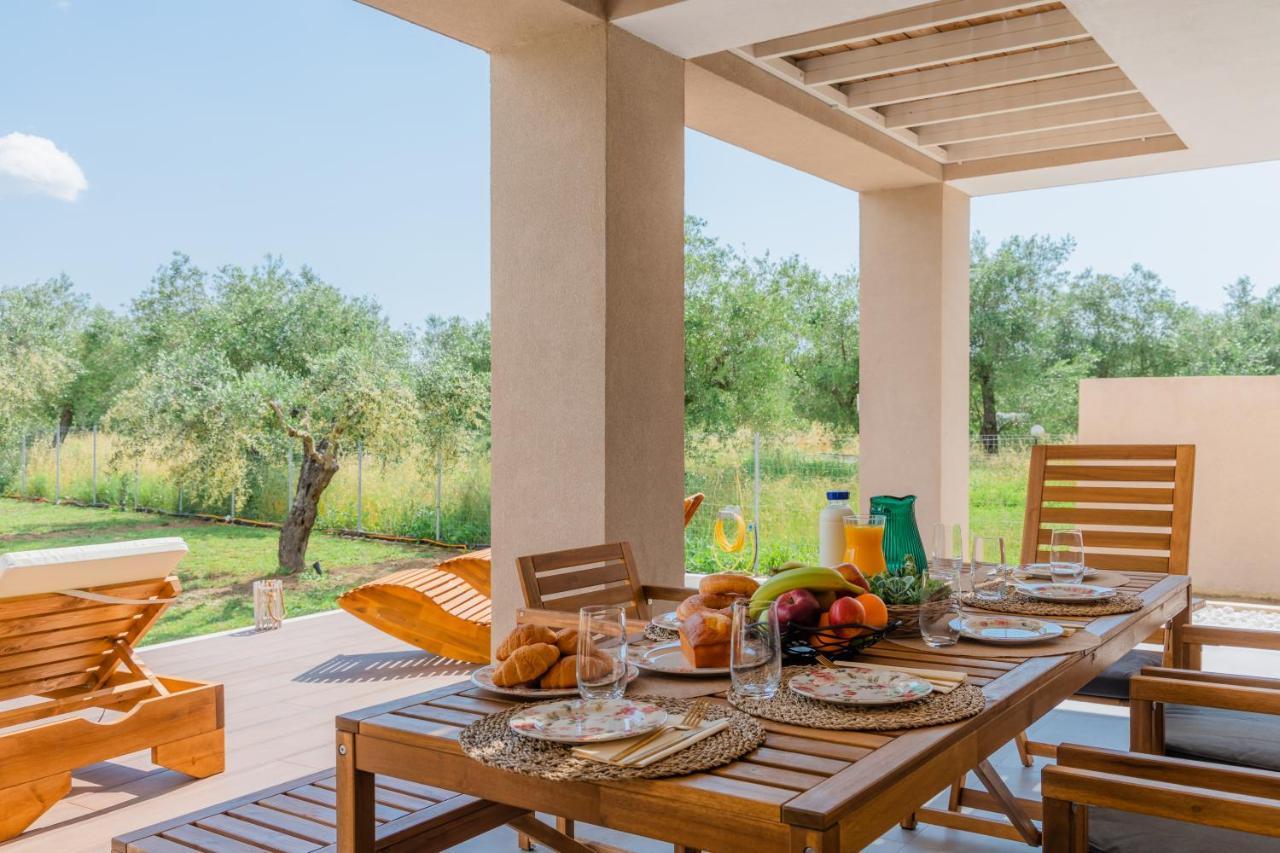 Melena Premium Suites Roda  Esterno foto